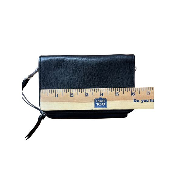 Vera Bradley Leather RFID Mallory Smartphone Wristlet In Black - Picture 6 of 7